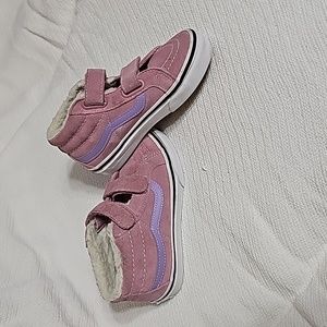 Van's Sk8 Mid Suede shoes